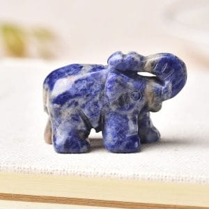 Statuetta di elefante in sodalite